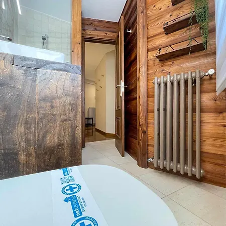Apartment Cal Gatesques 1 *